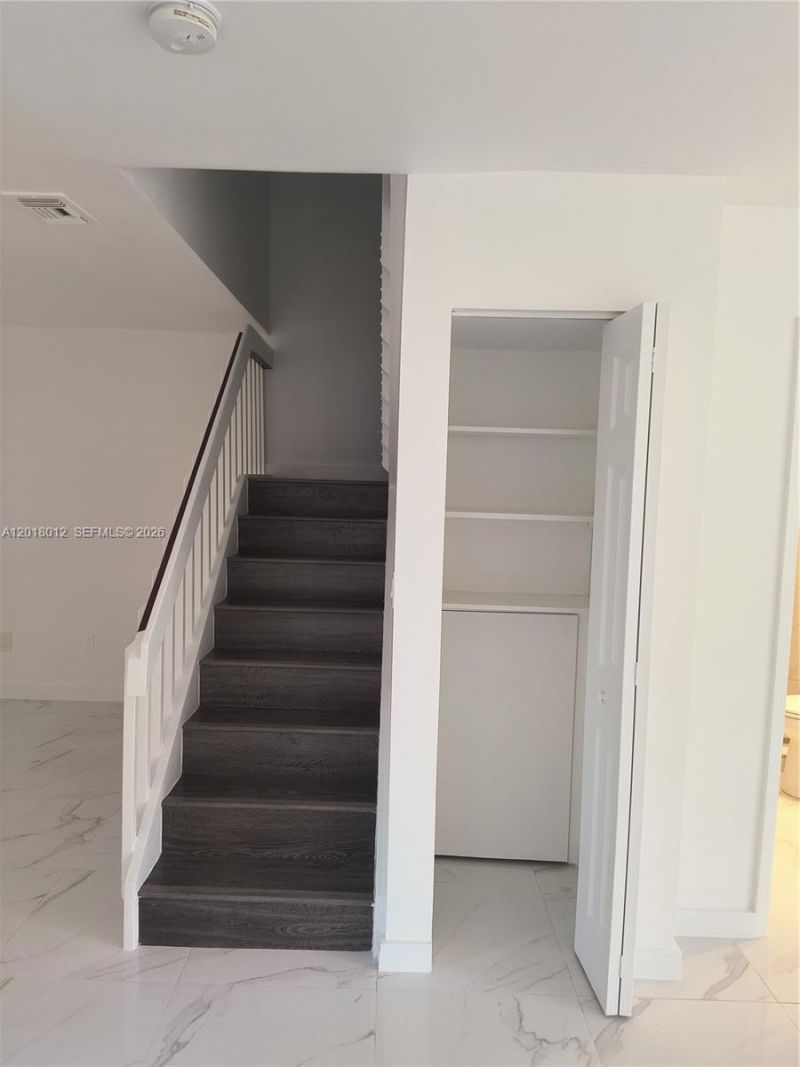 1125 NE 210th Ter, Miami, FL 33179 Photo
