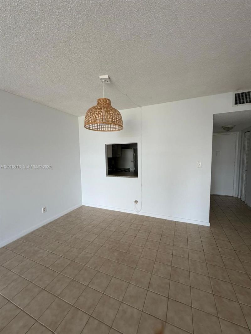 1817 S Ocean Dr , Unit 319, Hallandale Beach, FL 33009 Photo