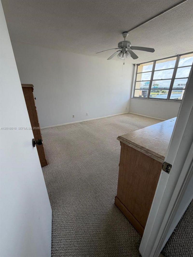 1817 S Ocean Dr , Unit 319, Hallandale Beach, FL 33009 Photo