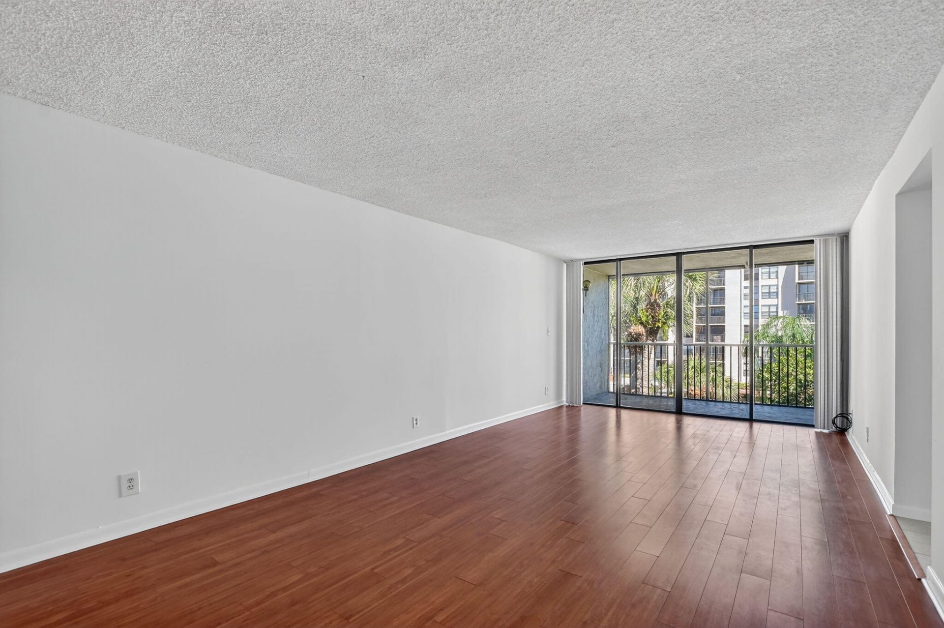 11 Royal Palm Way, Unit 3040, Boca Raton, FL 33432 Photo
