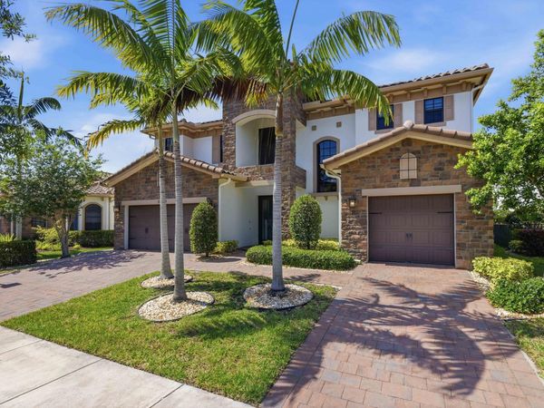 10271 Peninsula Place, Parkland, FL 33076