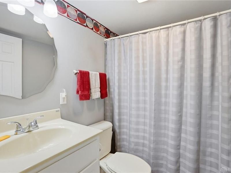 5611 E Coach Drive, Unit H, Kettering, OH 45440 Photo 17