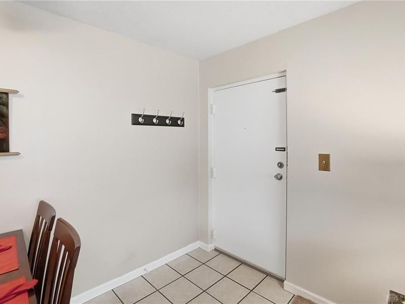 5611 E Coach Drive, Unit H, Kettering, OH 45440 Photo 19