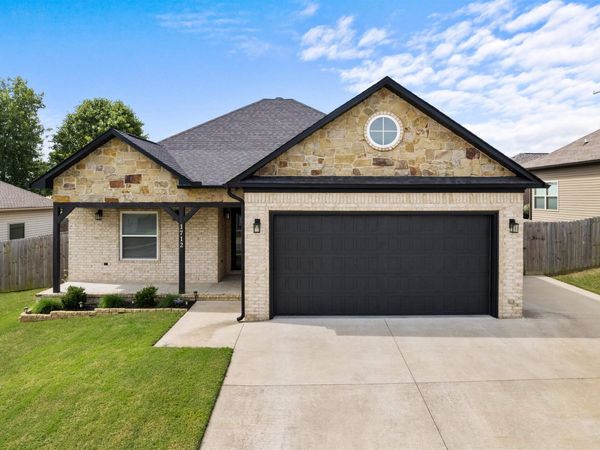 1712 Whitehaven Drive, North Little Rock, AR 72120