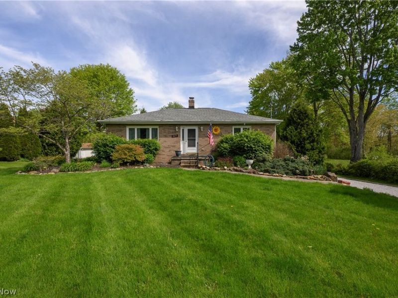 2677 Summit Road, Akron, OH 44321 Photo 1