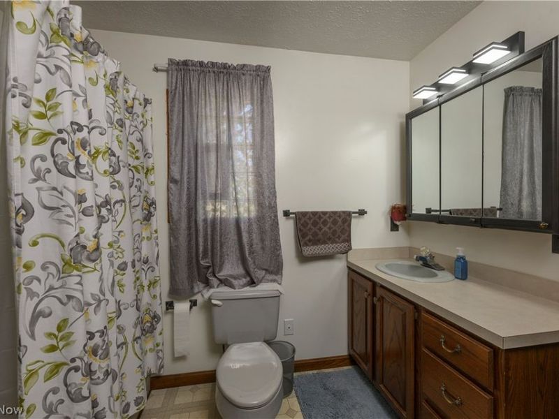 2677 Summit Road, Akron, OH 44321 Photo 15