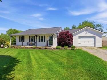 6490 KY Hwy 2141, Hustonville, KY 40437