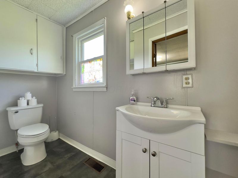 202 Ball Street , New Straitsville, OH 43766 Photo 16