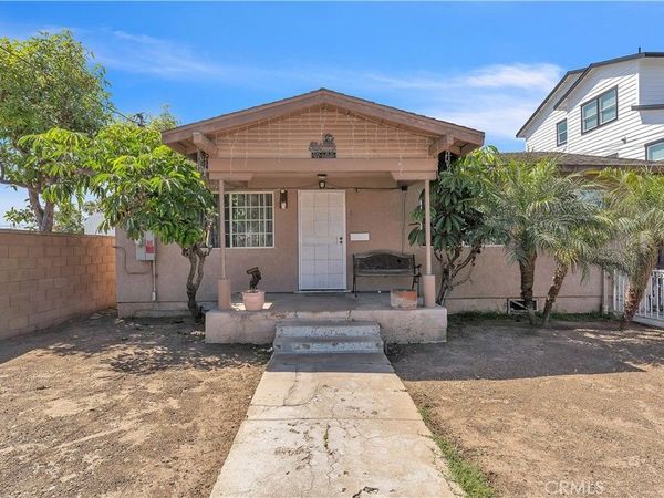 1208 E 3rd, Santa Ana, CA 92701