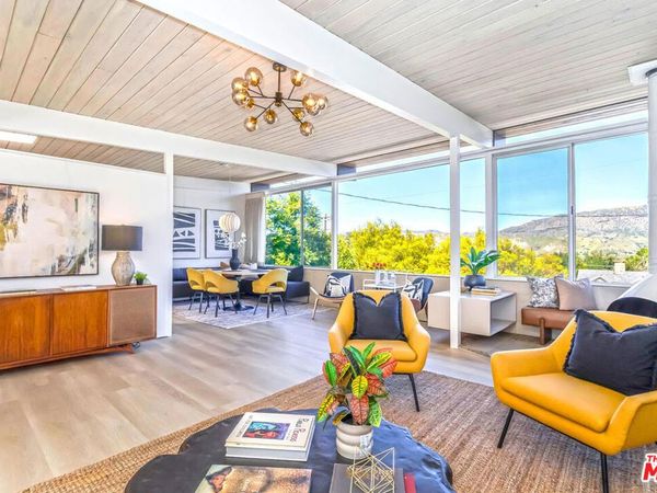 8554 Day Street, Sunland, CA 91040