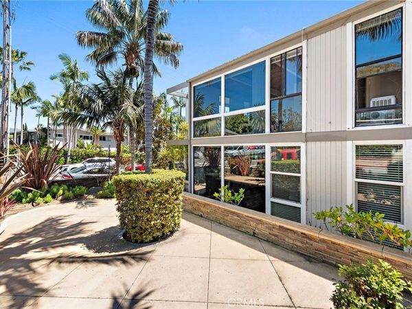 280 Aster Street, Unit 1, Laguna Beach, CA 92651