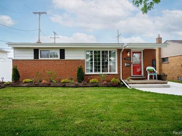15762 Scott Street, Southgate, MI 48195