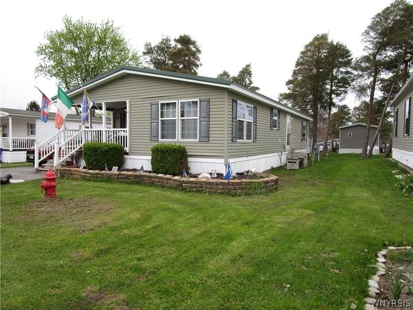 3450 Howard Road , Unit 114, Hamburg, NY 14075
