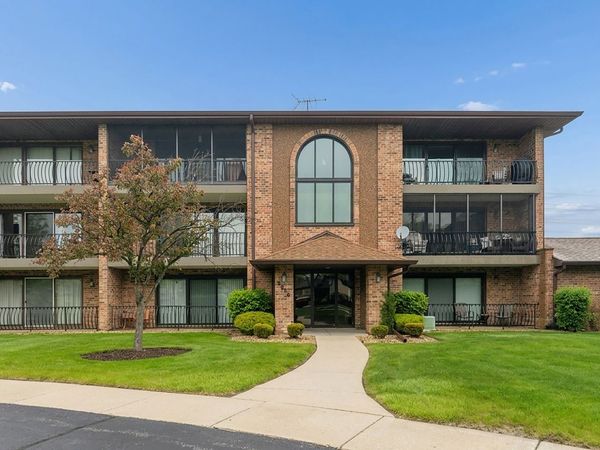 8826 W 140th Street , Unit 206, Orland Park, IL 60462