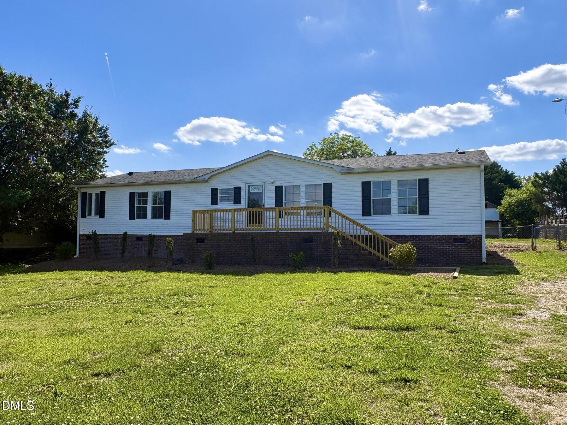 6412 Litchfield Road S, Wilson, NC 27893 Main Photo