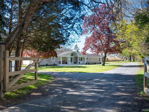 111 South Country Road , Remsenburg, NY 11960