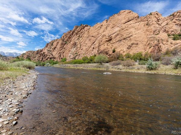 19811 US Highway 50 , Cotopaxi, CO 81223