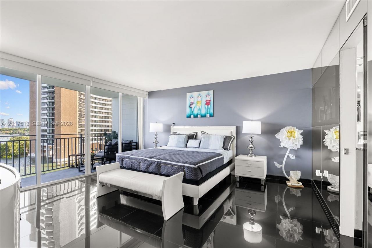 770 NE 69th St , Unit 6G, Miami, FL 33138 Photo
