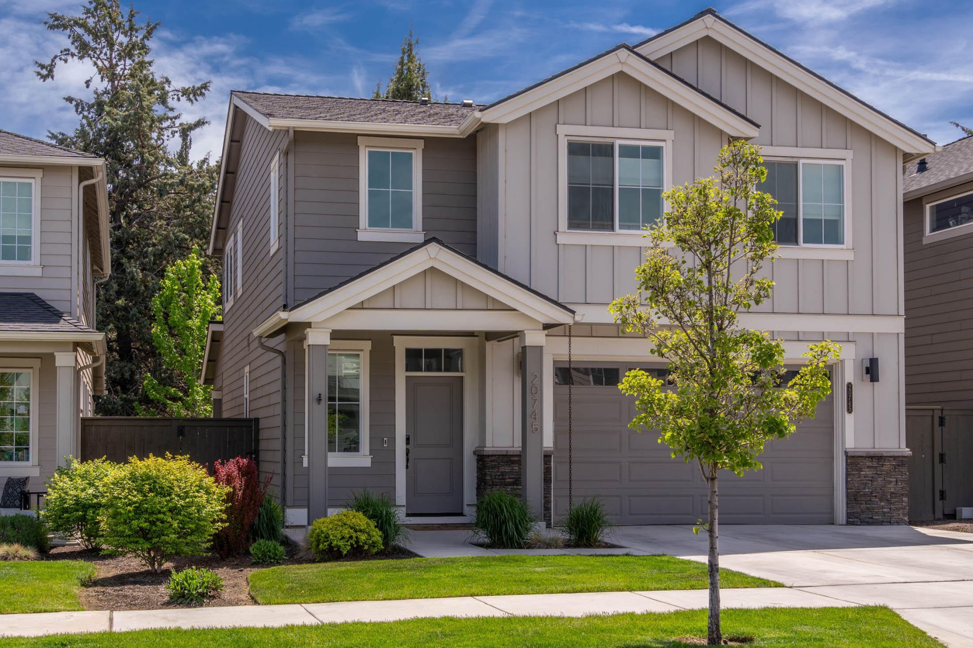 20745 SE Iron Horse Lane, Bend, OR 97702 Main Photo