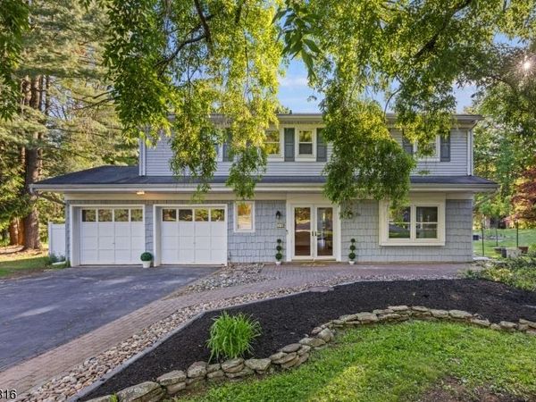 28 Deer Run Dr, Montgomery, NJ 08502
