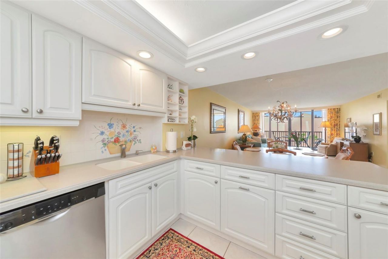 6480 Midnight Pass Road, Unit 503, Sarasota, FL 34242 Photo