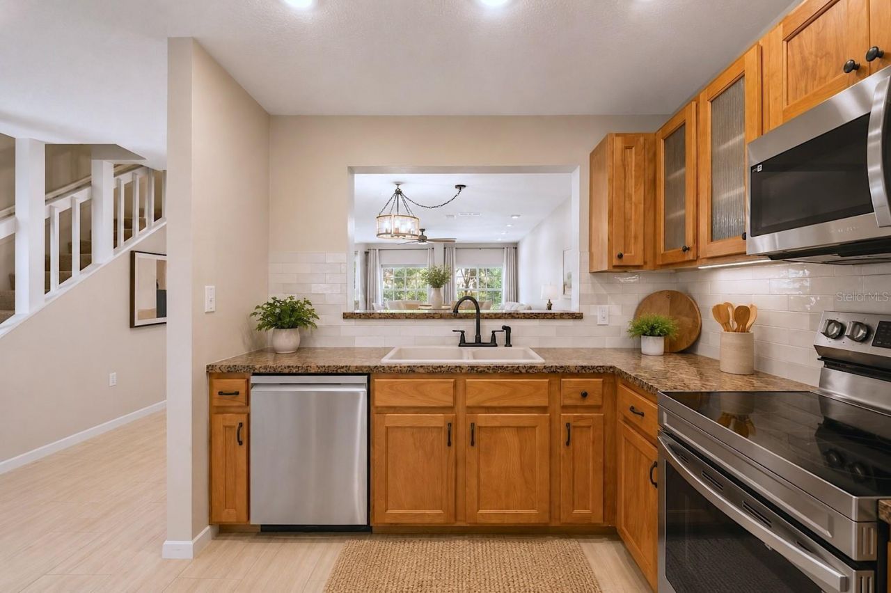 641 Maple Oak. Circle , Unit 101, Altamonte Springs, FL 32701 Photo