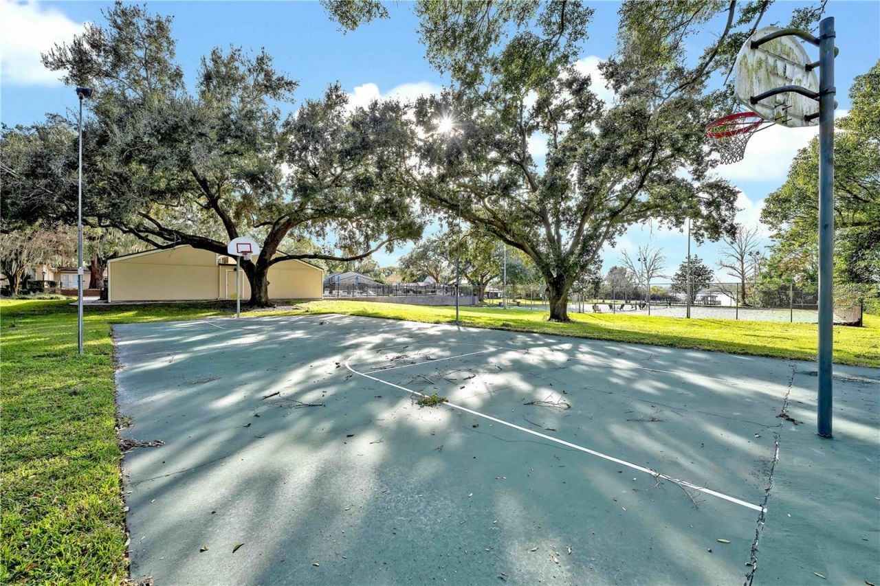 641 Maple Oak. Circle , Unit 101, Altamonte Springs, FL 32701 Photo