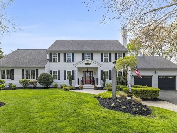 168 Liberty St, Middleton, MA 01949
