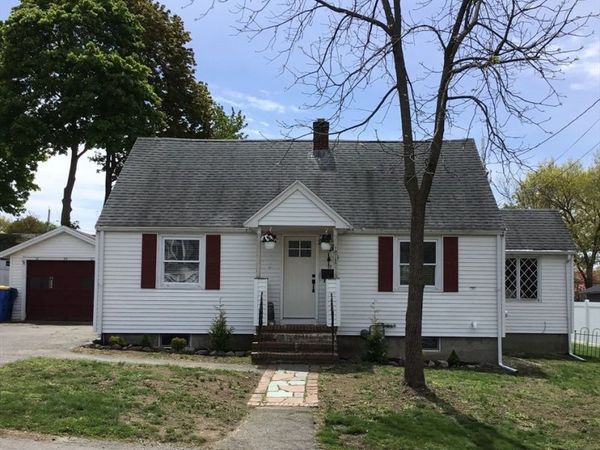 32 Hills St, Randolph, MA 02368