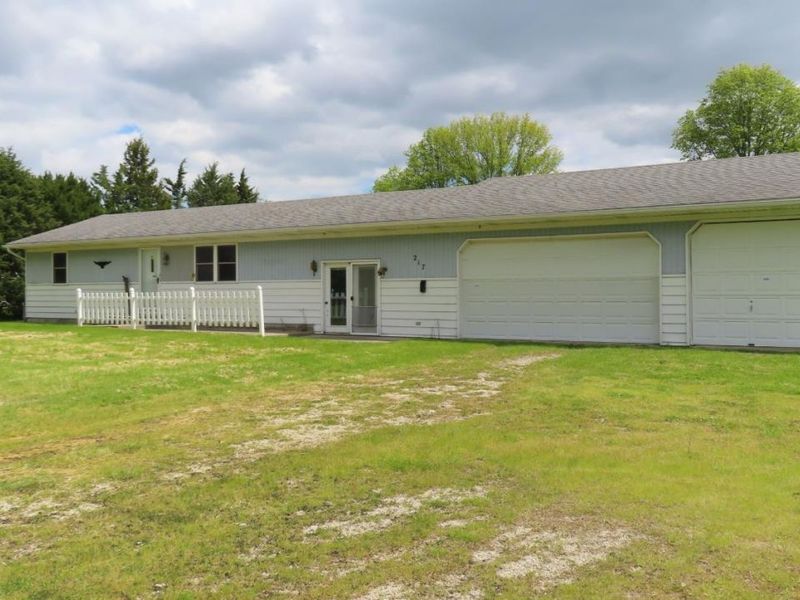 217 S River Bend Road, Port Clinton, OH 43452 Photo 1