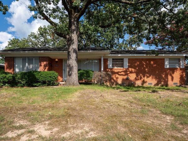 5104 N Cedar Street, North Little Rock, AR 72116