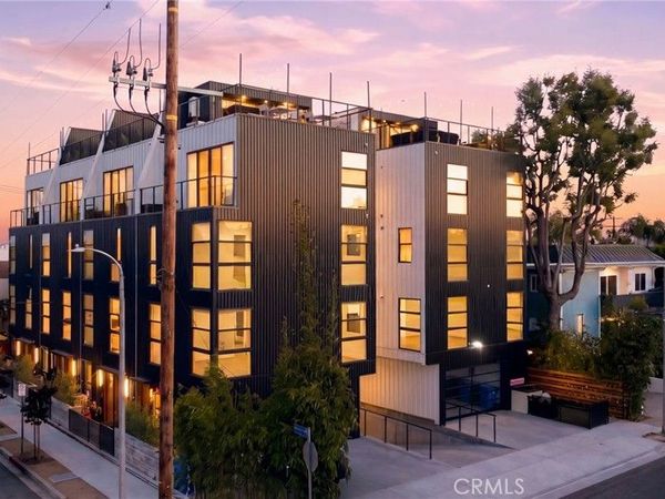 12602 Mitchell, West Los Angeles, CA 90066