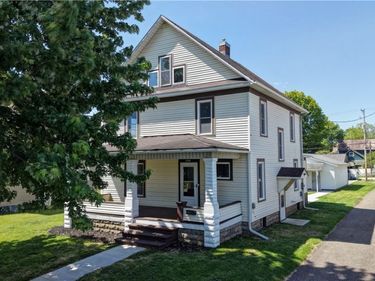 1018 Prospect Avenue NW, New Philadelphia, OH 44663