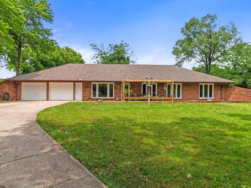 33604 E Corn Spur Road, Lone Jack, MO 64070 Main Photo