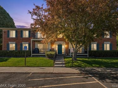 12049 Ina Drive, Sterling Heights, MI 48312