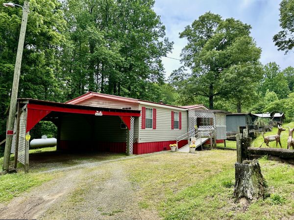 260 Lakey Lane, Cornelia, GA 30531