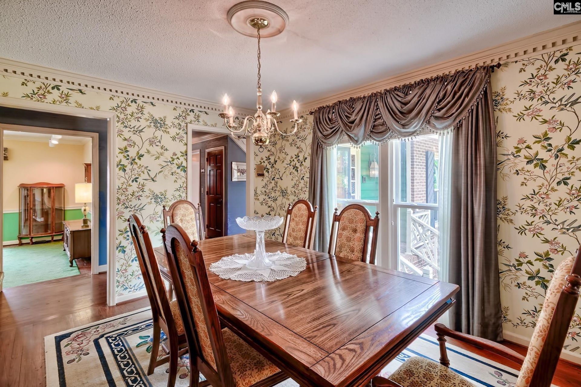 213 Tyborne Circle  Photo 10