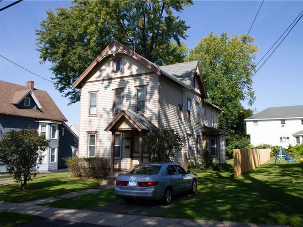 21 Lawton Avenue, Auburn, NY 13021
