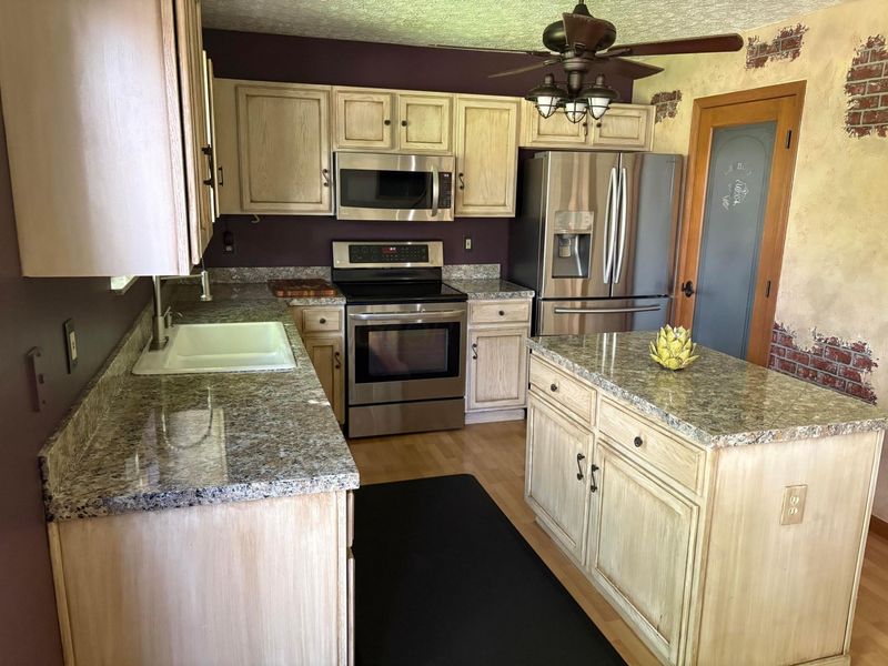 1224 Four Star Drive W, Galloway, OH 43119 Photo 10