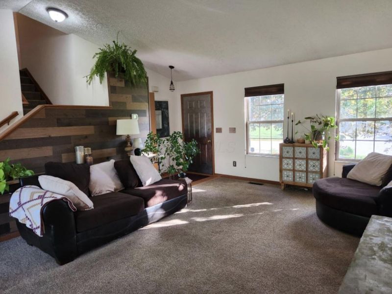 1224 Four Star Drive W, Galloway, OH 43119 Photo 5