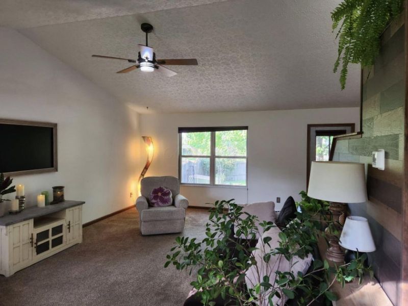 1224 Four Star Drive W, Galloway, OH 43119 Photo 6