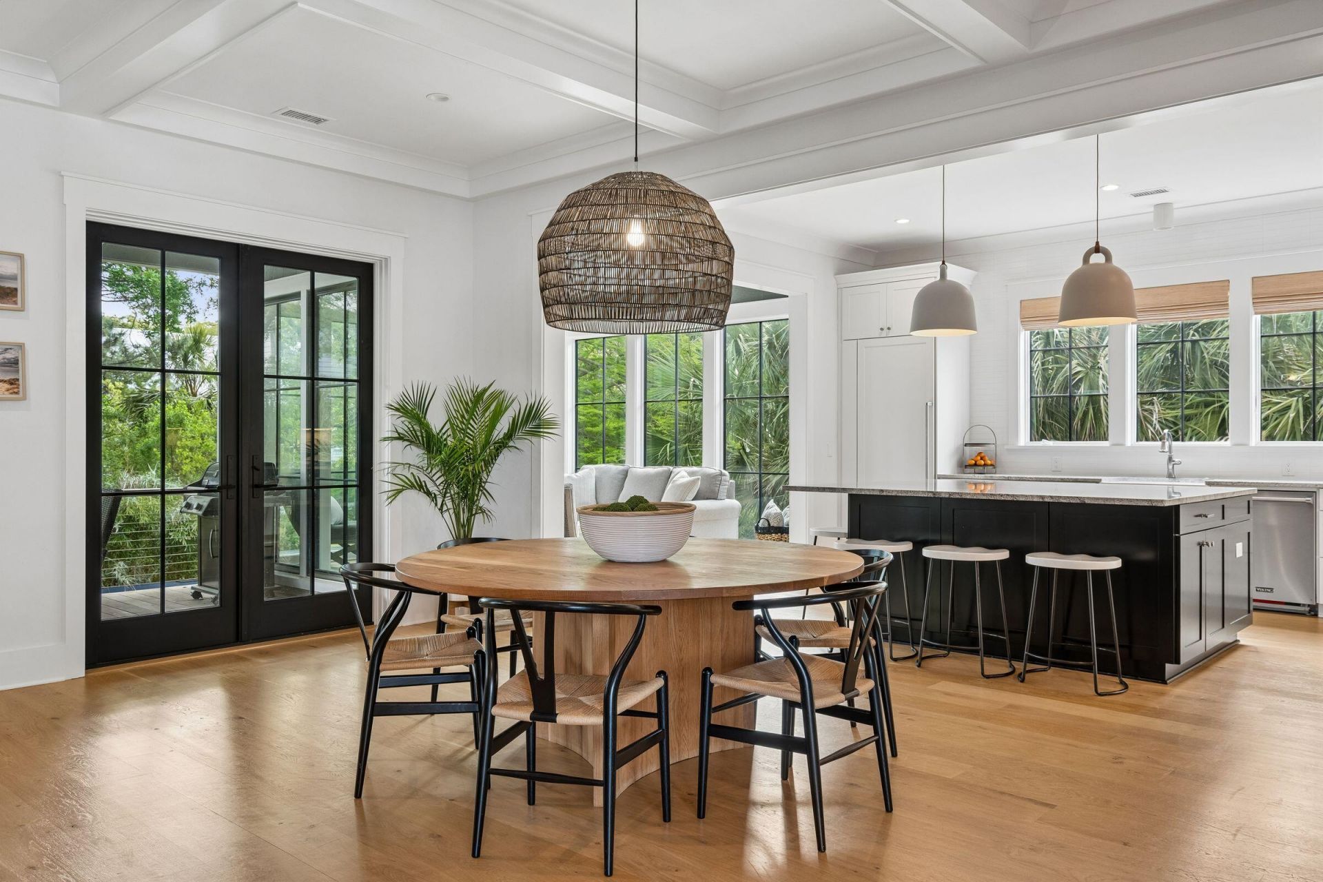 924 Pitt Street Photo 7