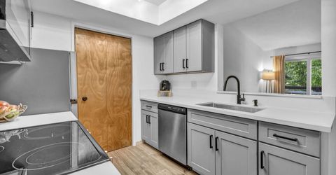 530 E Patriot Boulevard, Unit APT 124, Reno, NV 89511 Photo