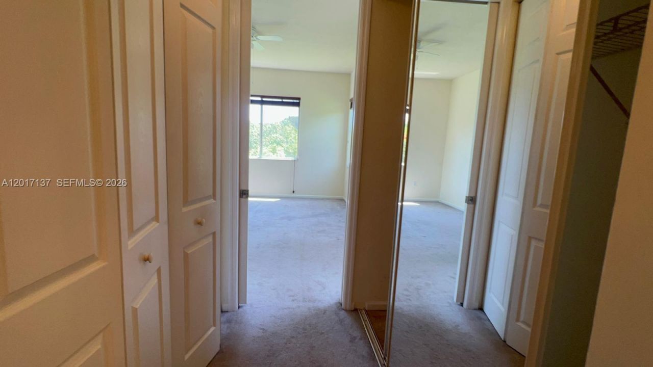 3500 Oaks Clubhouse Dr , Unit 211, Pompano Beach, FL 33069 Photo