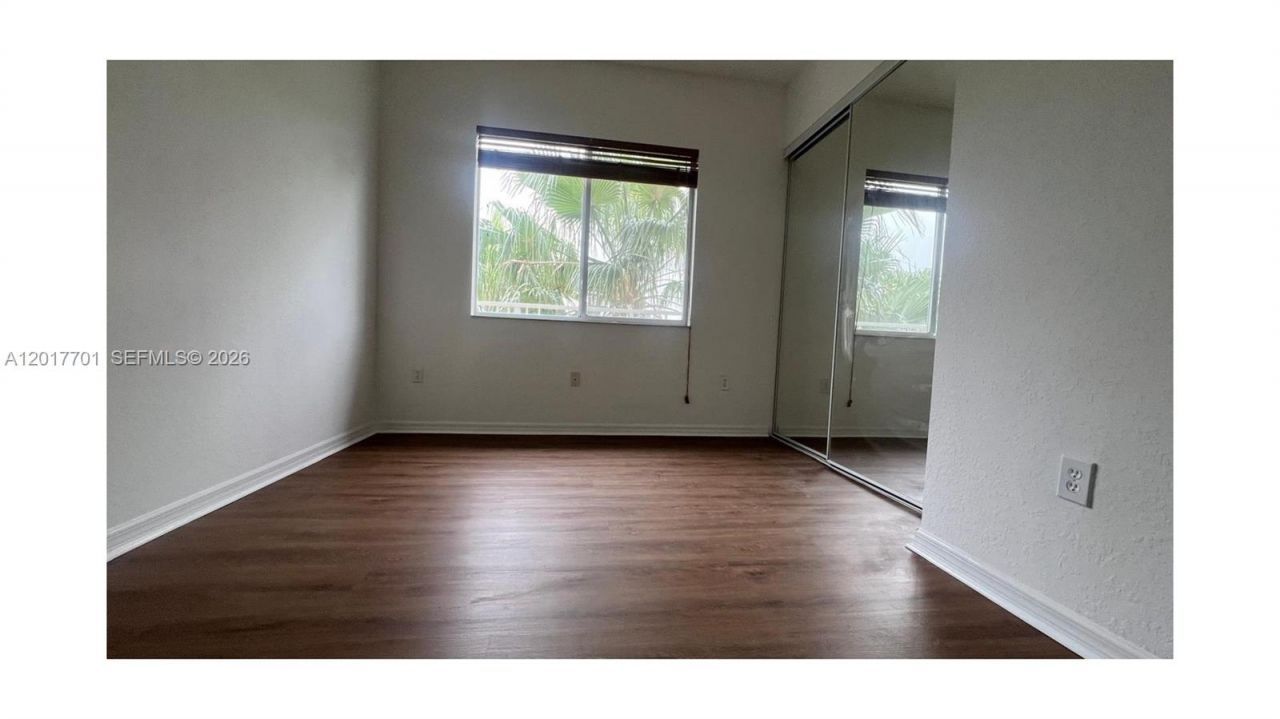 3600 Oaks Clubhouse Dr , Unit 511, Pompano Beach, FL 33069 Photo