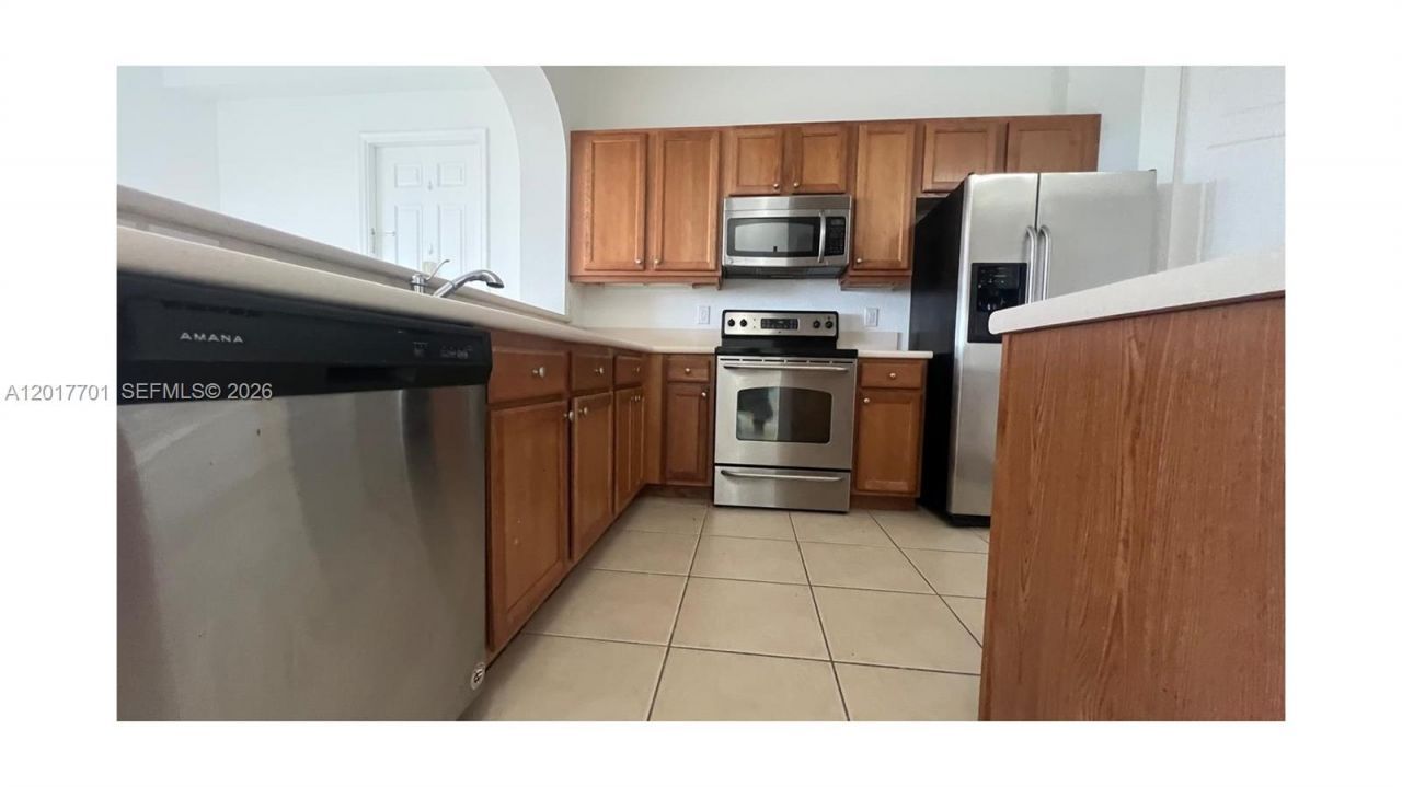 3600 Oaks Clubhouse Dr , Unit 511, Pompano Beach, FL 33069 Photo