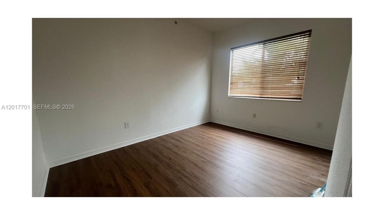 3600 Oaks Clubhouse Dr , Unit 511, Pompano Beach, FL 33069 Photo