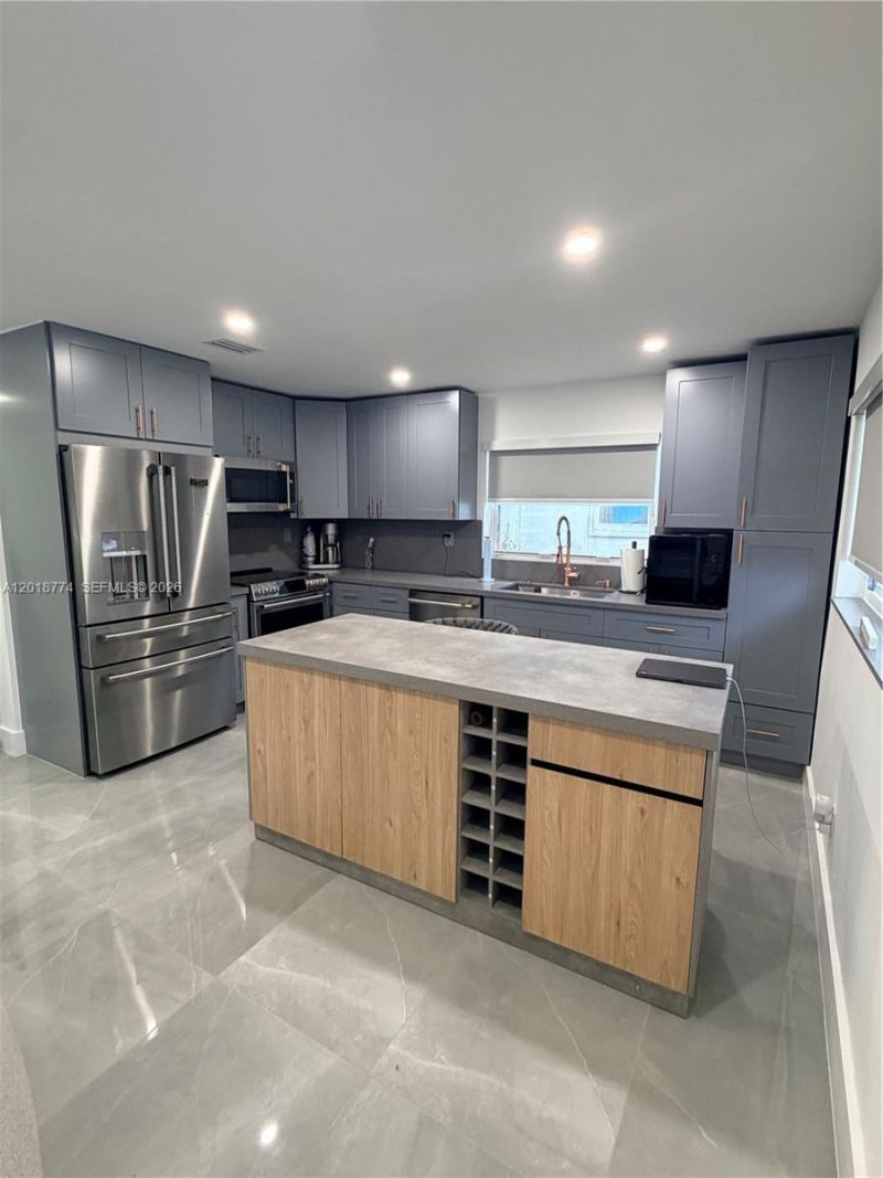 2960 NW 1st Dr , Pompano Beach, FL 33064 Photo