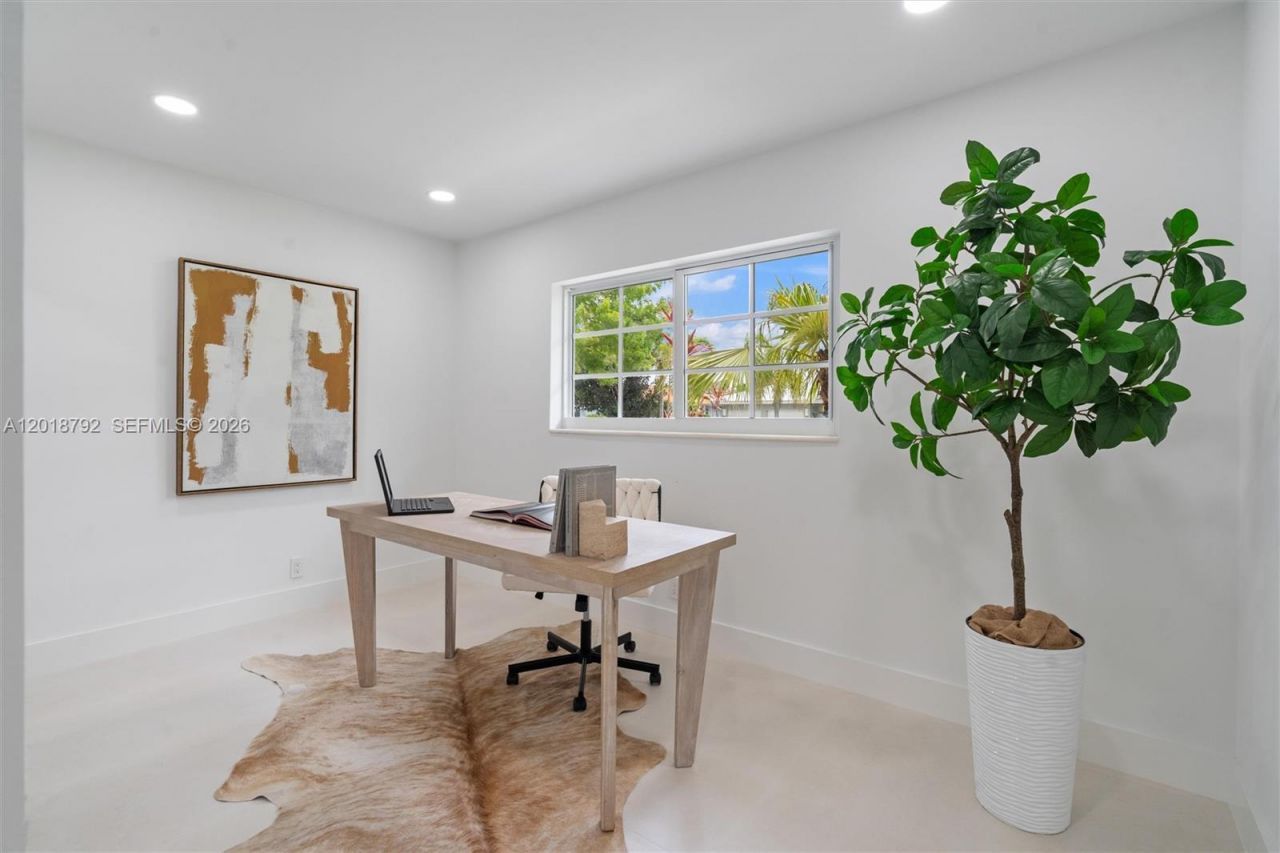 4211 NE 27th Ave , Lighthouse Point, FL 33064 Photo