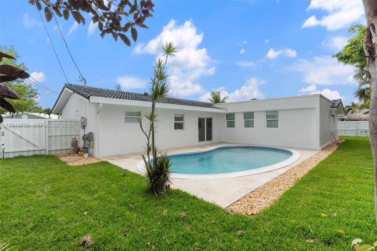 4211 NE 27th Ave , Lighthouse Point, FL 33064 Photo